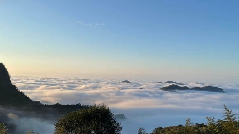 【苗栗十大雲海露營推薦】忘憂小築休閒俱樂部