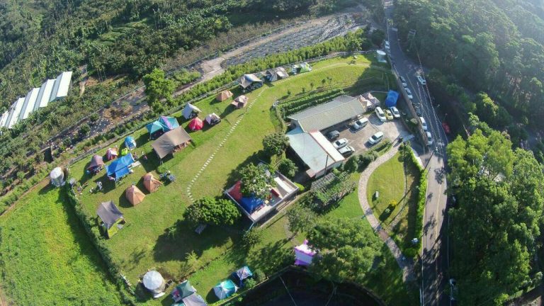 【嘉義阿里山熱門露營區】半天岩10號露營區 【嘉義阿里山熱門露營區】半天岩10號露營區