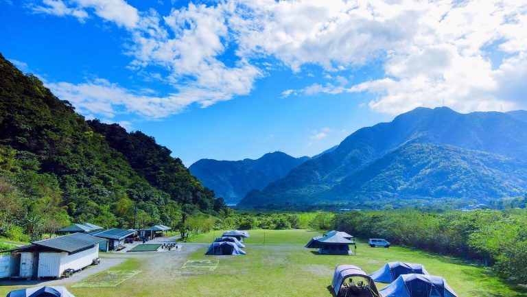 北部寵物露營推薦》露境東岳探險渡假營地