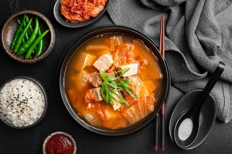 7種冬天露營菜單常見的湯品:韓式泡菜豆腐湯
