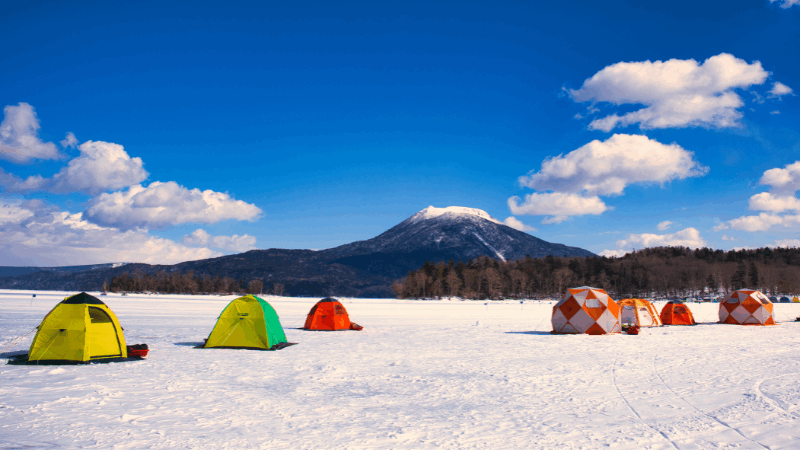 北海道露營-結冰湖面上露營